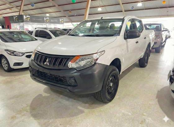 MITSUBISHI L200 TRITON 2.4 16V TURBO DIESEL SPORT GL CD 4P 4X4 MANUAL